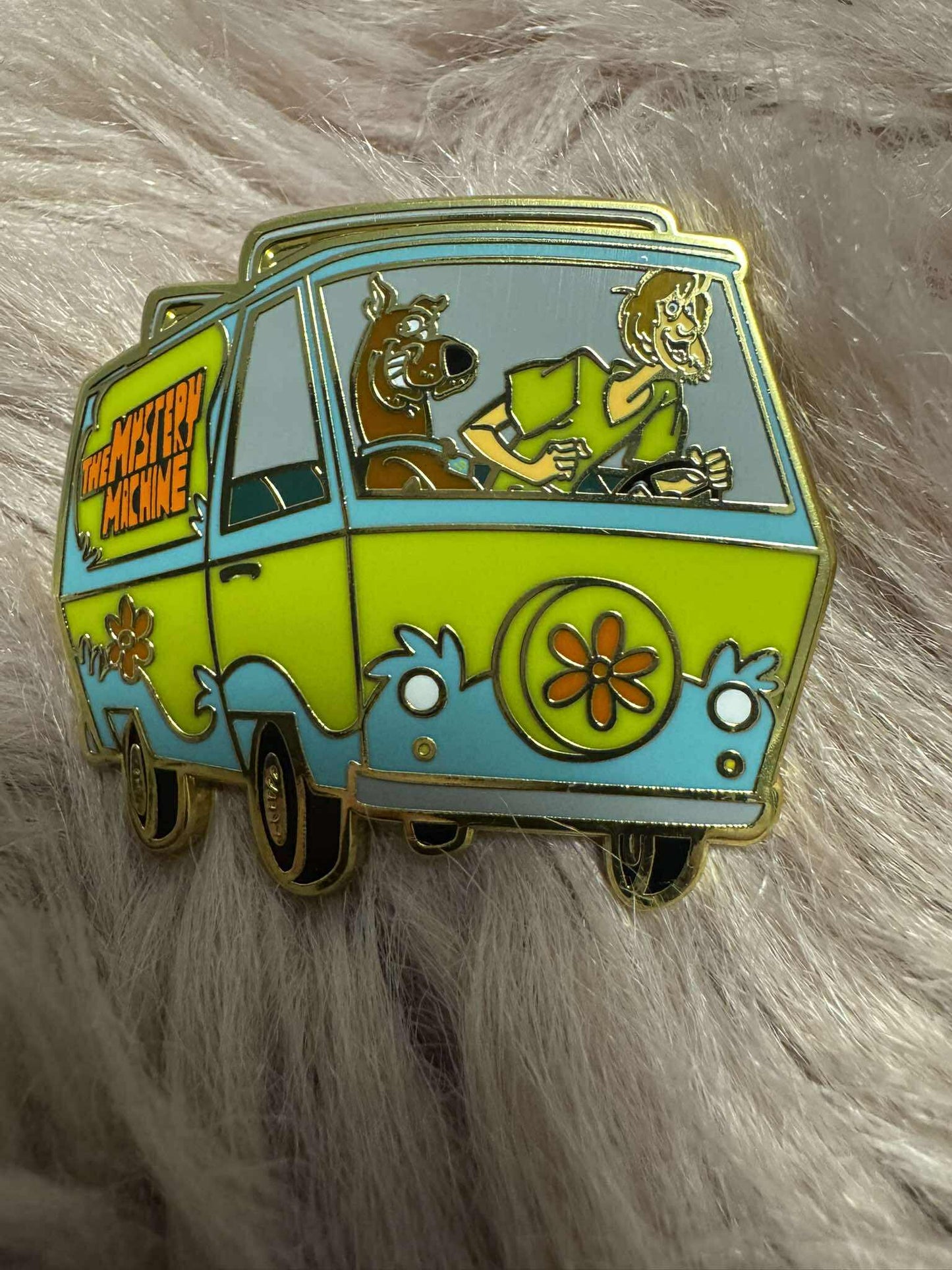 Scooby Doo Loungefly Pin
