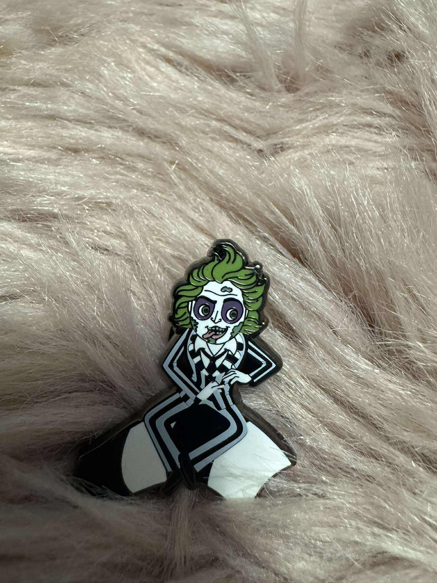 Beetlejuice by Loungefly Ansteck-Pins Sandworm Puzzle